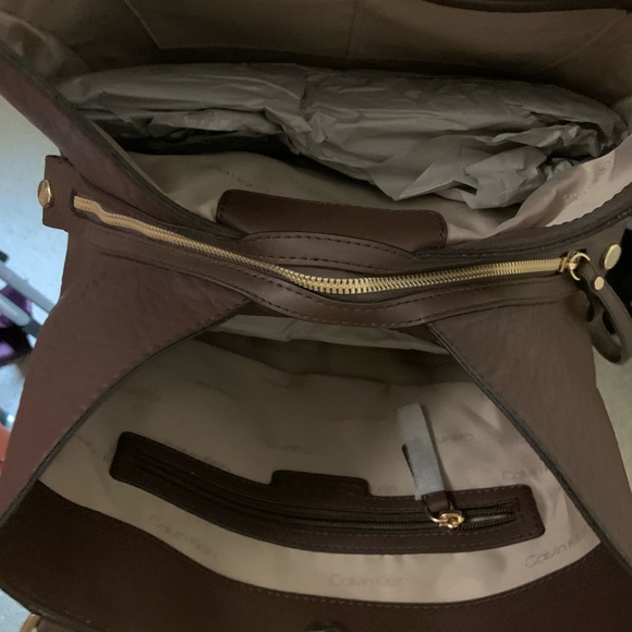 NWT Brown Leather Calvin Klein Bag-last price drop - Picture 4 of 6